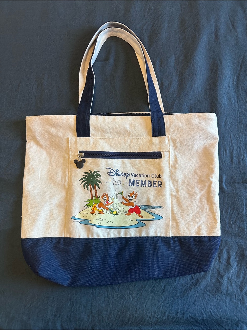 Disney DVC Member Canvas Tote Bag in Cream & Navy w/ Chip & Dale
